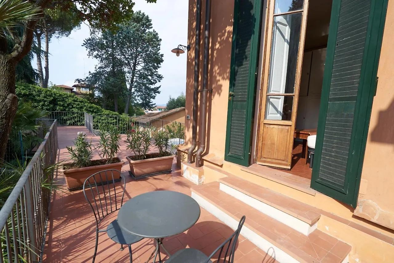 Villa Storica Apt - Dolcevita Holiday Firenze Lejlighed
